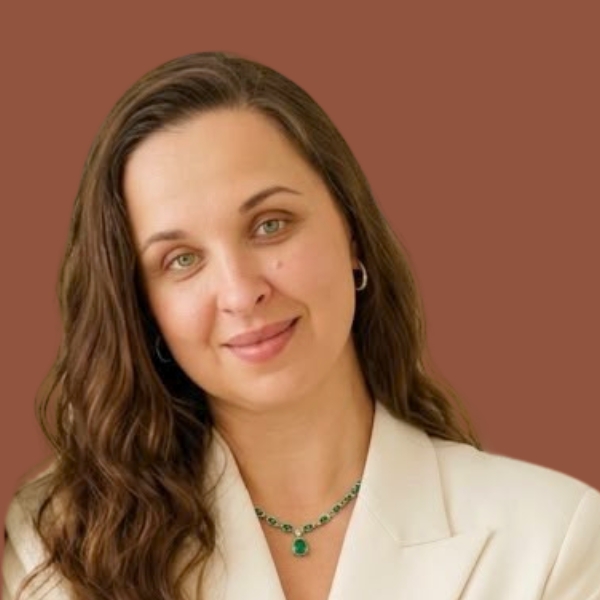Camila Franco Ribeiro — Fisioterapeuta