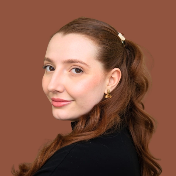 Fernanda Blasizza — Dentista