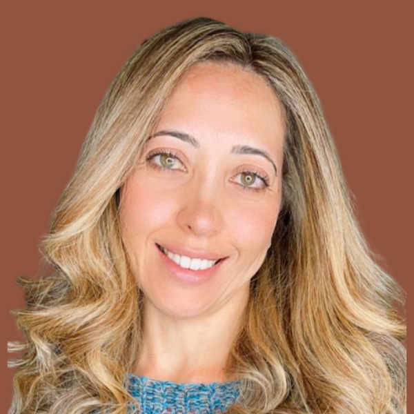 Leticia Maciel Monteiro — Fisioterapeuta